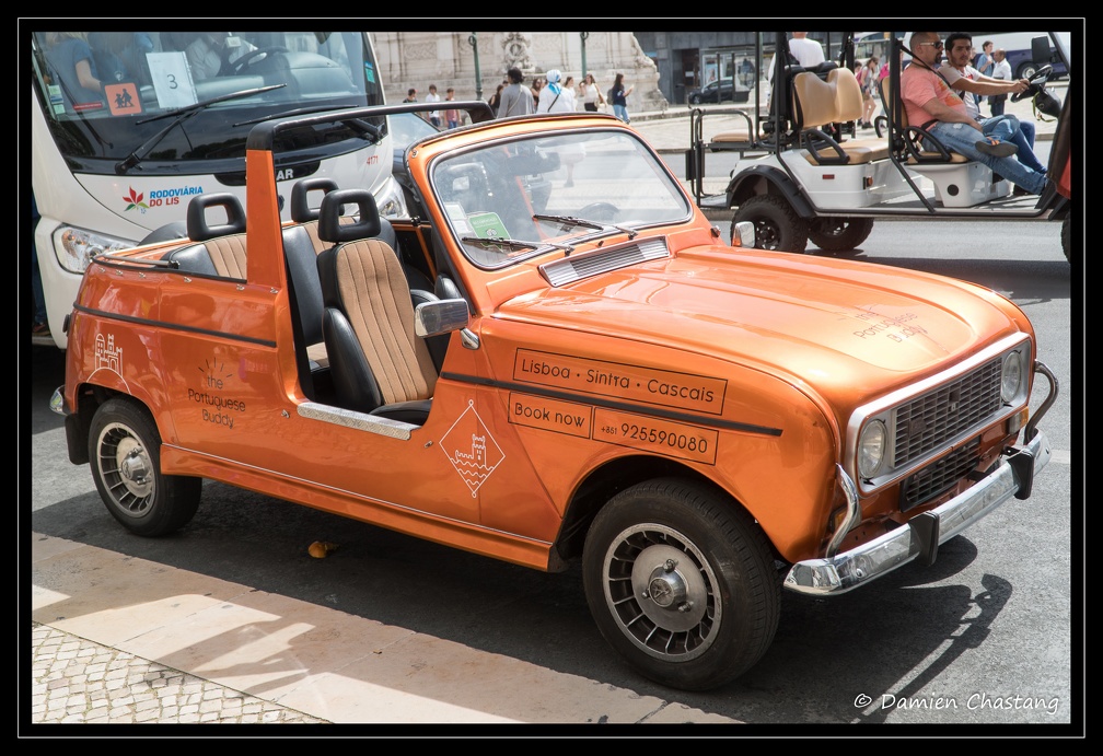 Renault 4L Tunnée pour la visite de Lisbonne