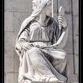 Statue au pied du Parlement Portugais