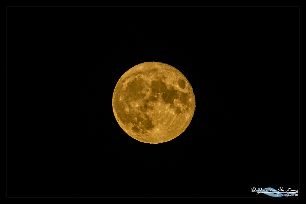 Lune jaune